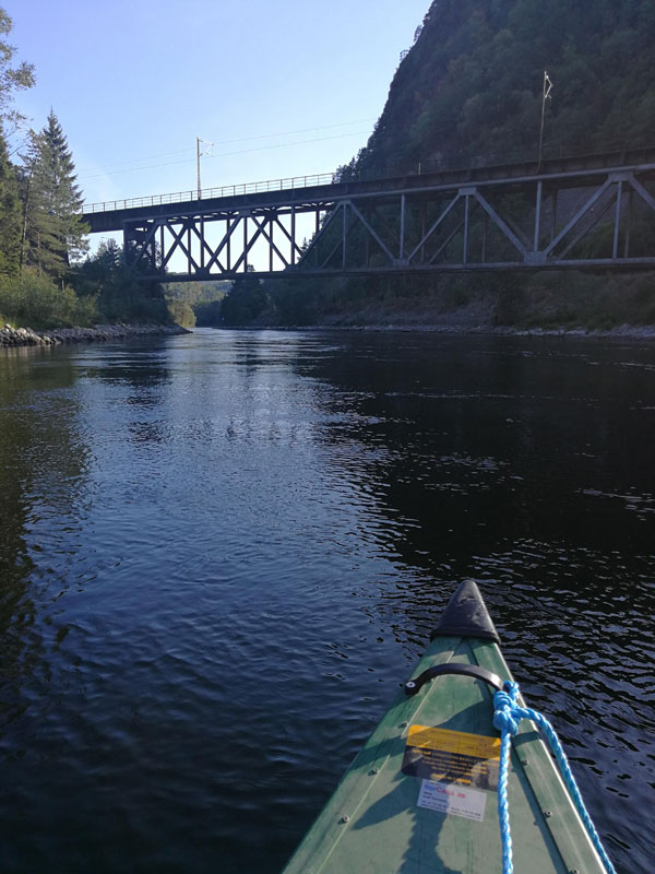 Flekkefjord-Sirdal-tonstad-sirdalsvannet-kayak-tour-sira-600x800