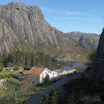 Pitstop-at-grillbua-in-aana-sira-hiking-to-brufjell3-1024x768